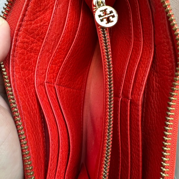 Authentic Tory Burch Britten Red Pebbled Leather Zip Around Wallet